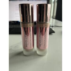 2x Revolution Conceal & Define Concealer F2 Light W/Neutral Undertones Sealed